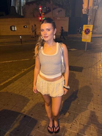 Full leaked Madeleine kyme private onlyfans photo