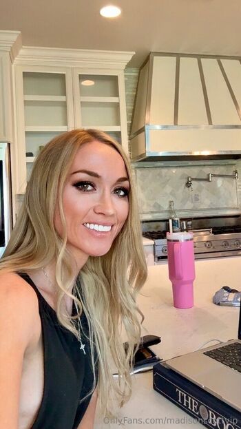 Full leaked Madison scott page private onlyfans photo