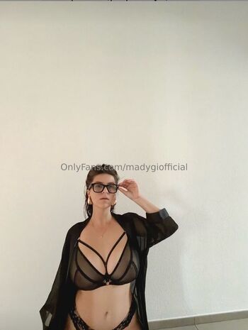 Full leaked Mady gio private onlyfans photo