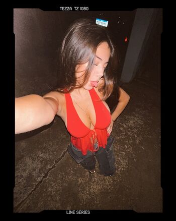 Full leaked Maebataa private onlyfans photo