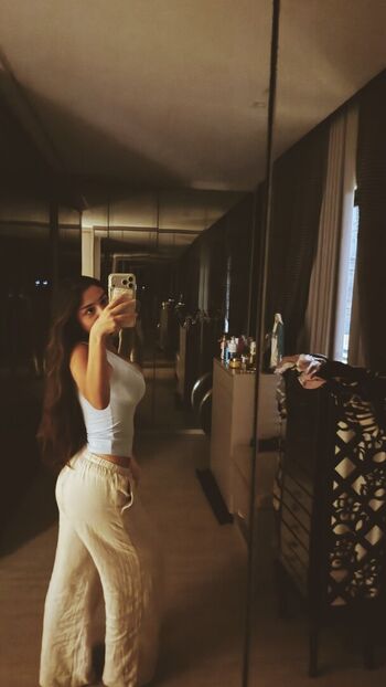 Full leaked Maebataa private onlyfans photo