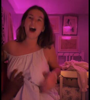 Full leaked Maggie may private onlyfans photo
