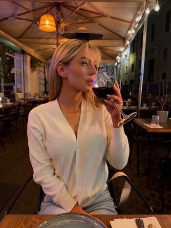 Full leaked Maggieehenry page private onlyfans photo