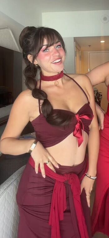 Full leaked Magicwithmeg private onlyfans photo
