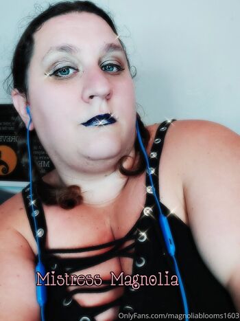 magnoliablooms1603