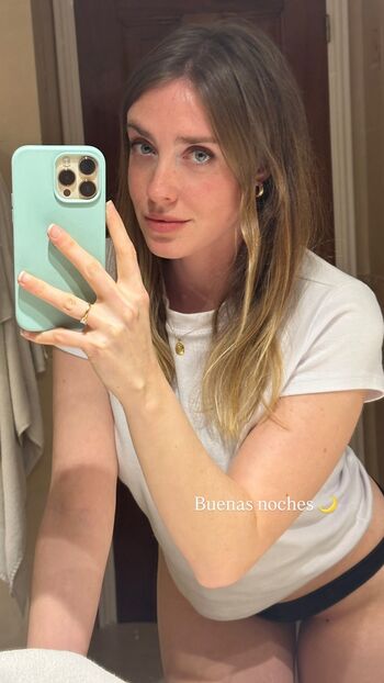 Full leaked Magui ansuz page private onlyfans photo
