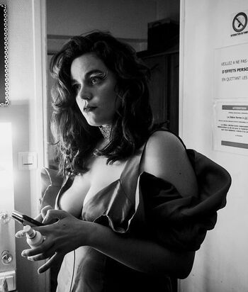 Full leaked Mahaut drama private onlyfans photo