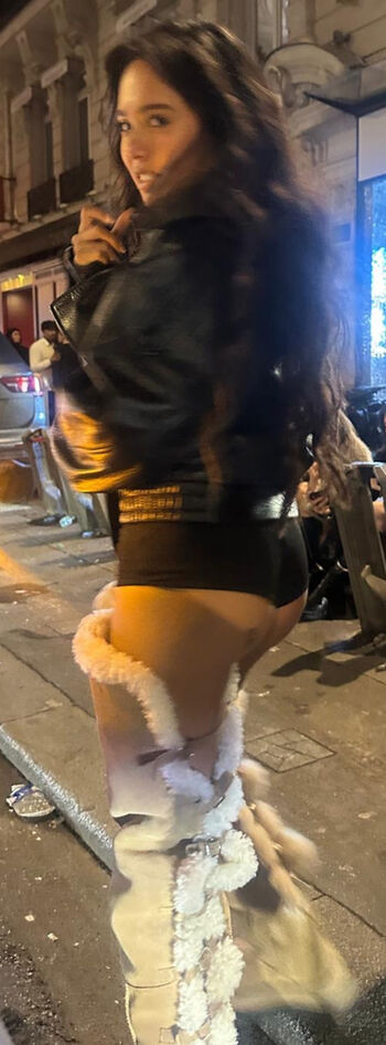 Full leaked Mai lee private onlyfans photo
