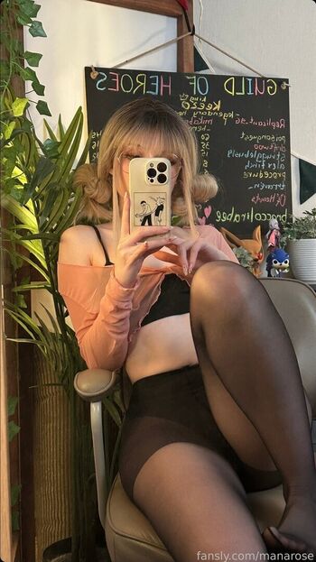 Full leaked Maidmana private onlyfans photo