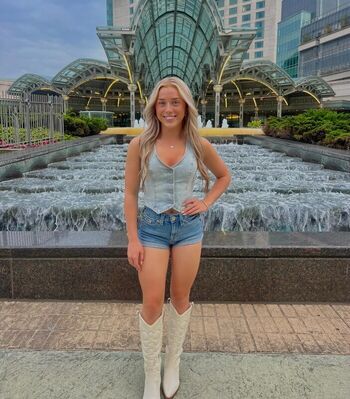 Full leaked Maija potvin private onlyfans photo