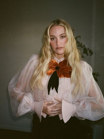 Full leaked Maika monroe page private onlyfans photo