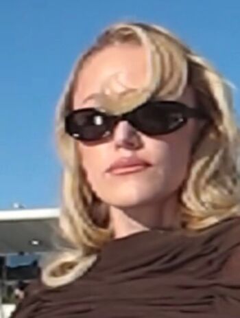 Full leaked Maika monroe page private onlyfans photo