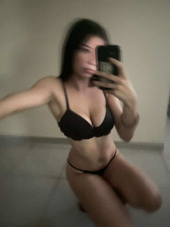 Full leaked Maily stt private onlyfans photo