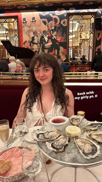Full leaked Maisie williams private onlyfans photo