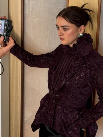 Full leaked Maisie williams page private onlyfans photo