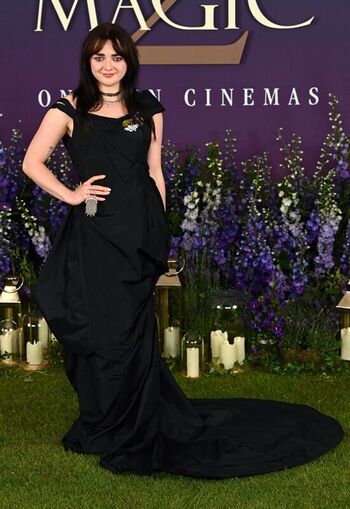 Full leaked Maisie williams page private onlyfans photo