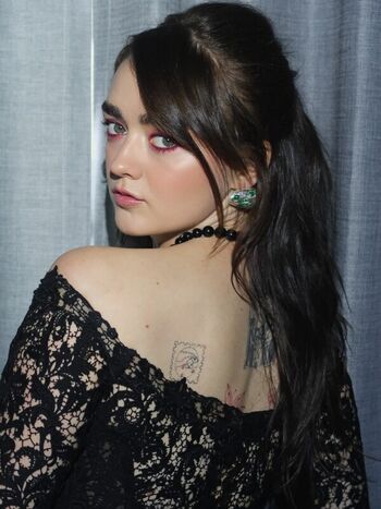 Full leaked Maisie williams page private onlyfans photo