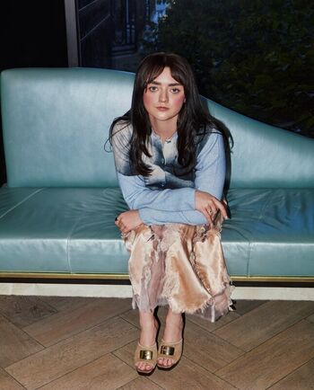 Full leaked Maisie williams page private onlyfans photo