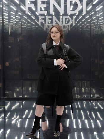 Full leaked Maisie williams page private onlyfans photo