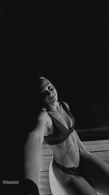 Full leaked Maisieellenfitness private onlyfans photo