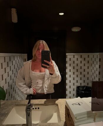 Full leaked Maja aleonie page private onlyfans photo