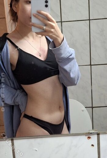 Full leaked Majasdreamworld private onlyfans photo