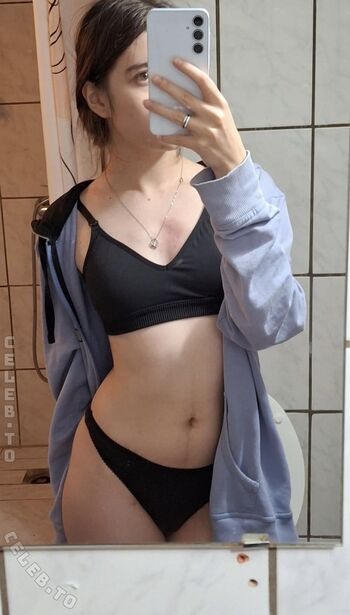 Full leaked Majasdreamworld private onlyfans photo