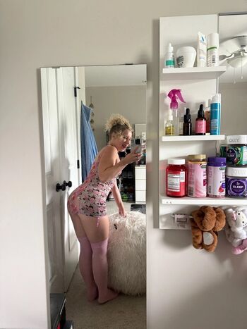 Full leaked Makenna dean page private onlyfans photo