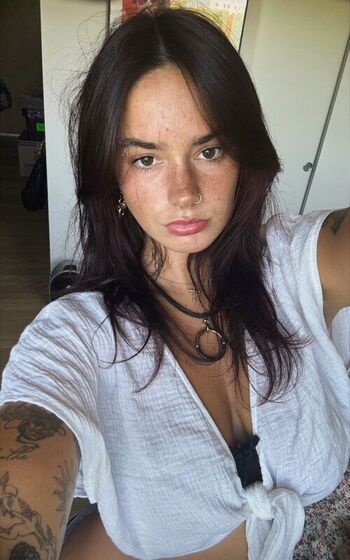 Full leaked Makenzie raine private onlyfans photo