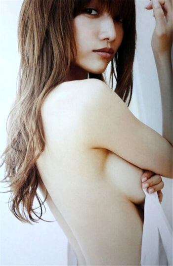 Full leaked Maki goto page private onlyfans photo