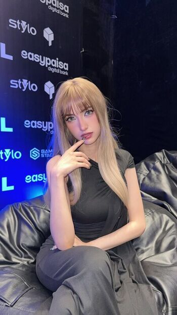 Full leaked Makimaxsan private onlyfans photo
