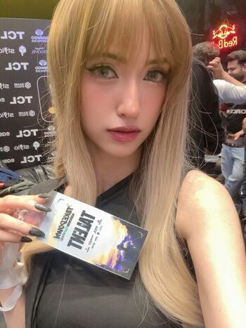 Full leaked Makimaxsan private onlyfans photo