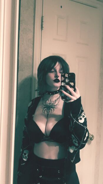 Full leaked Makomommyvt page private onlyfans photo