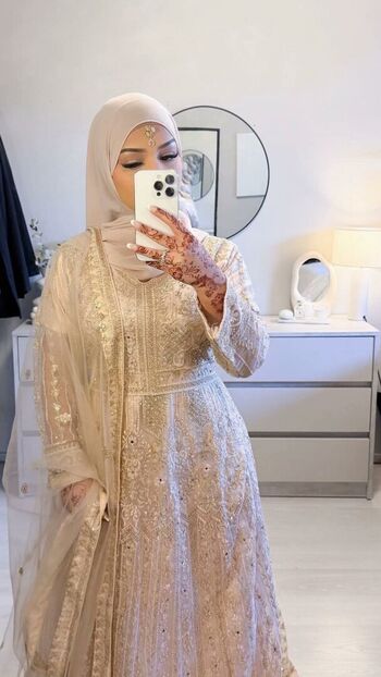 Full leaked Malaikahusayn private onlyfans photo
