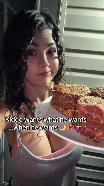 Full leaked Malaikasoffline private onlyfans photo