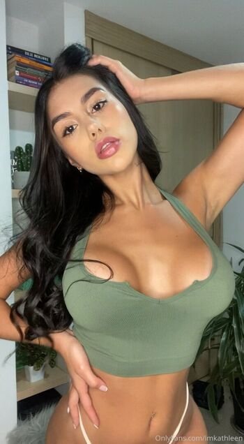 Full leaked Malejandraq private onlyfans photo
