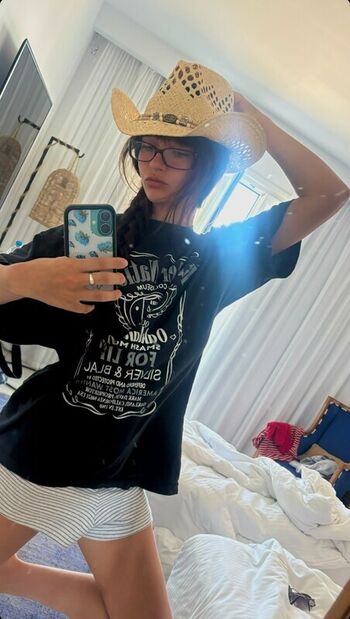 Full leaked Malina weissman private onlyfans photo