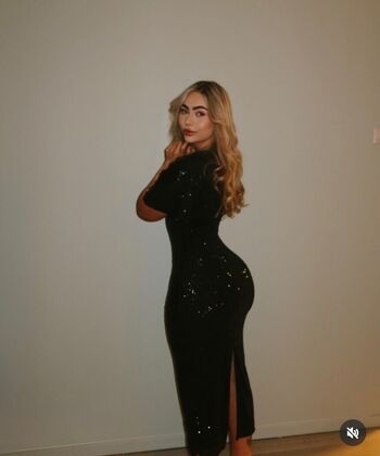 Full leaked Malincharli private onlyfans photo