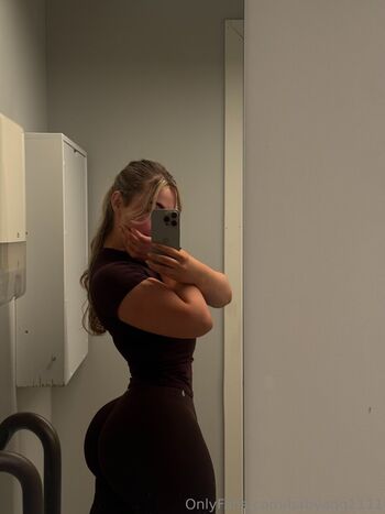 Full leaked Malincharli private onlyfans photo