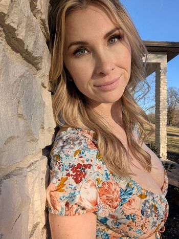 Full leaked Mallory moore private onlyfans photo