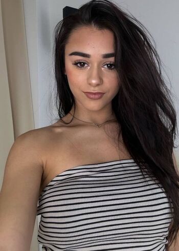 Full leaked Malouasmr private onlyfans photo