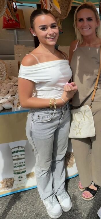 Full leaked Malouasmr private onlyfans photo