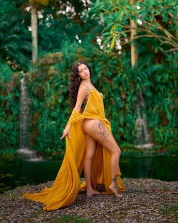Full leaked Malu trevejo  page private onlyfans photo