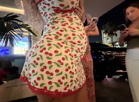 Full leaked Malu trevejo  page private onlyfans photo