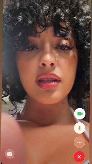 Full leaked Malu trevejo private onlyfans photo