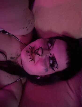 Full leaked Mama boner private onlyfans photo