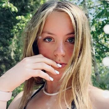 Full leaked Mamicilla private onlyfans photo