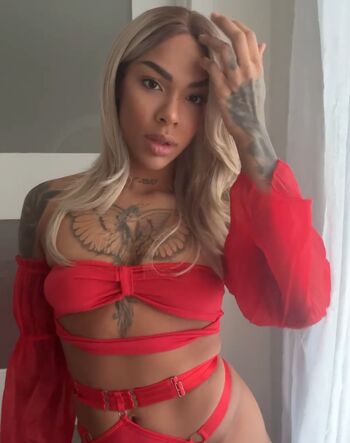 Full leaked Mangombe private onlyfans photo