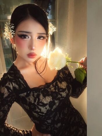 Full leaked Manicpixiedreamygirll private onlyfans photo