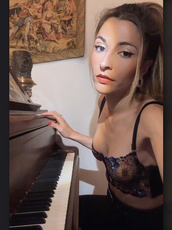 Full leaked Manon debs private onlyfans photo